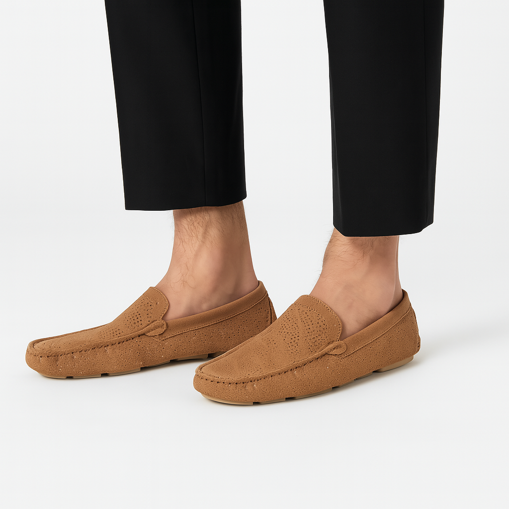 Giviny | Giuliano Perforated Leather Loafers
