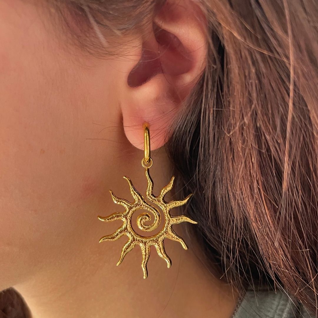 Sereni | Gold Sun Earrings