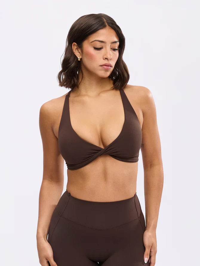 Athletica Cross Sports Bra | Elegant Crossover Design for Ultimate Support