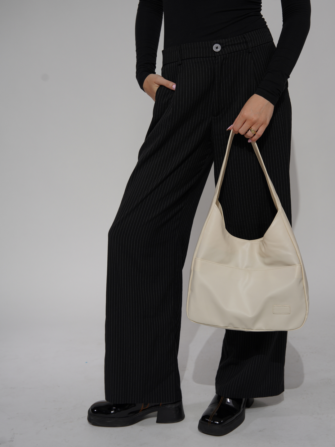 Nova Zipper Bag | Stylish & Spacious Shoulder Bag