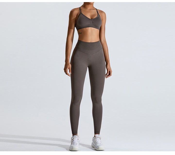 Sweltering Seamless Yoga Set | Breathable Sports Bra & High-Waist Leggings