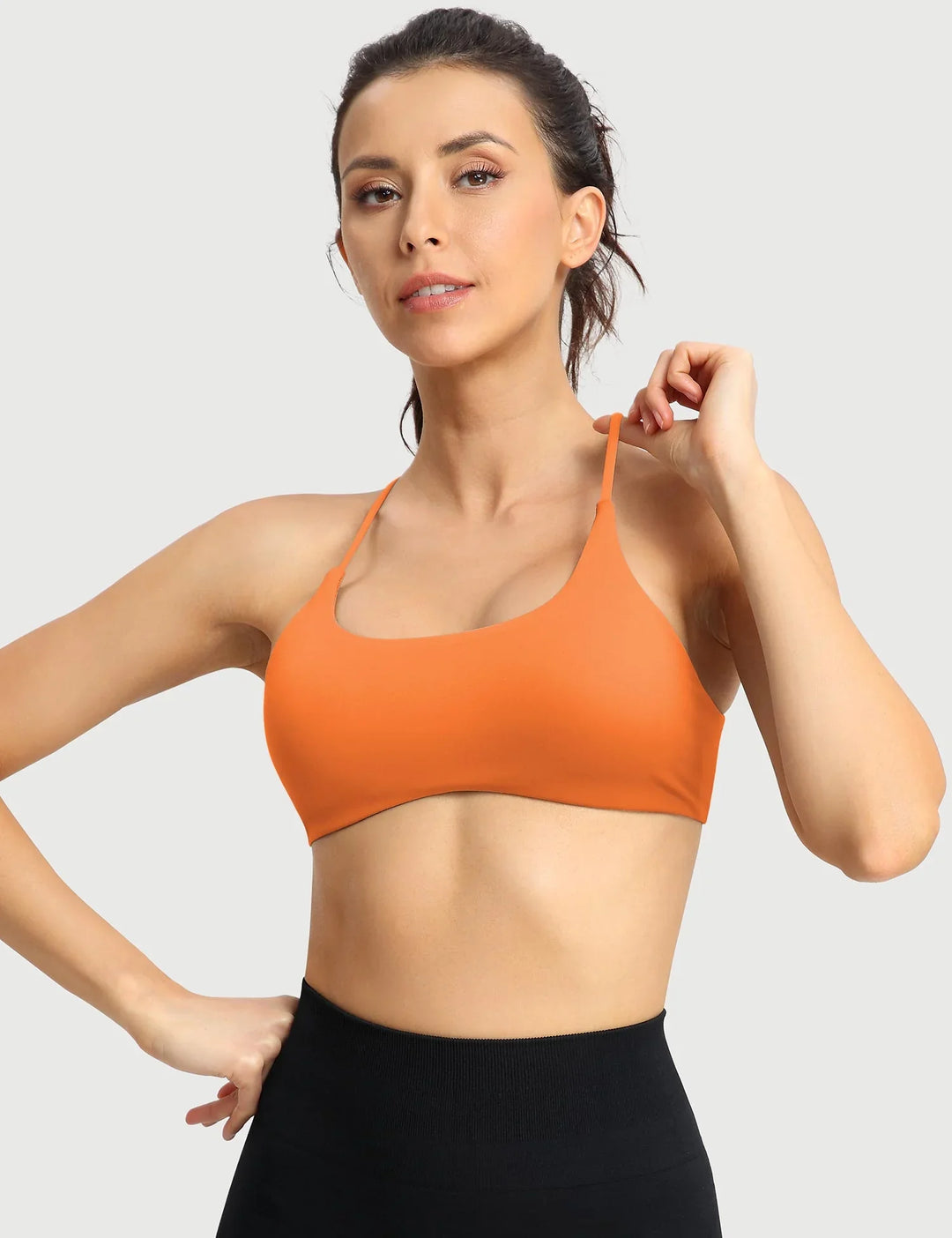 Criss Cross Yoga Sports Bra – Seamless Padded Workout Top for Women