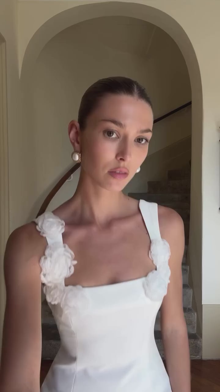 VIVIENNE - Stunning Mini Dress