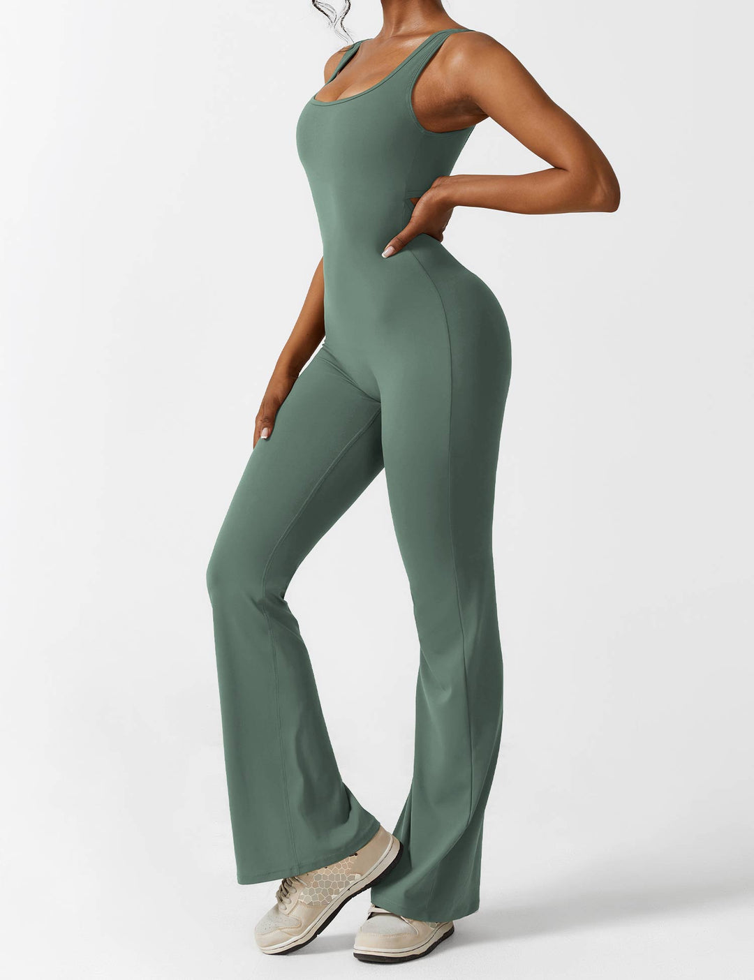 LIVIA – Flared Open-Back Jumpsuit with Scrunch Butt