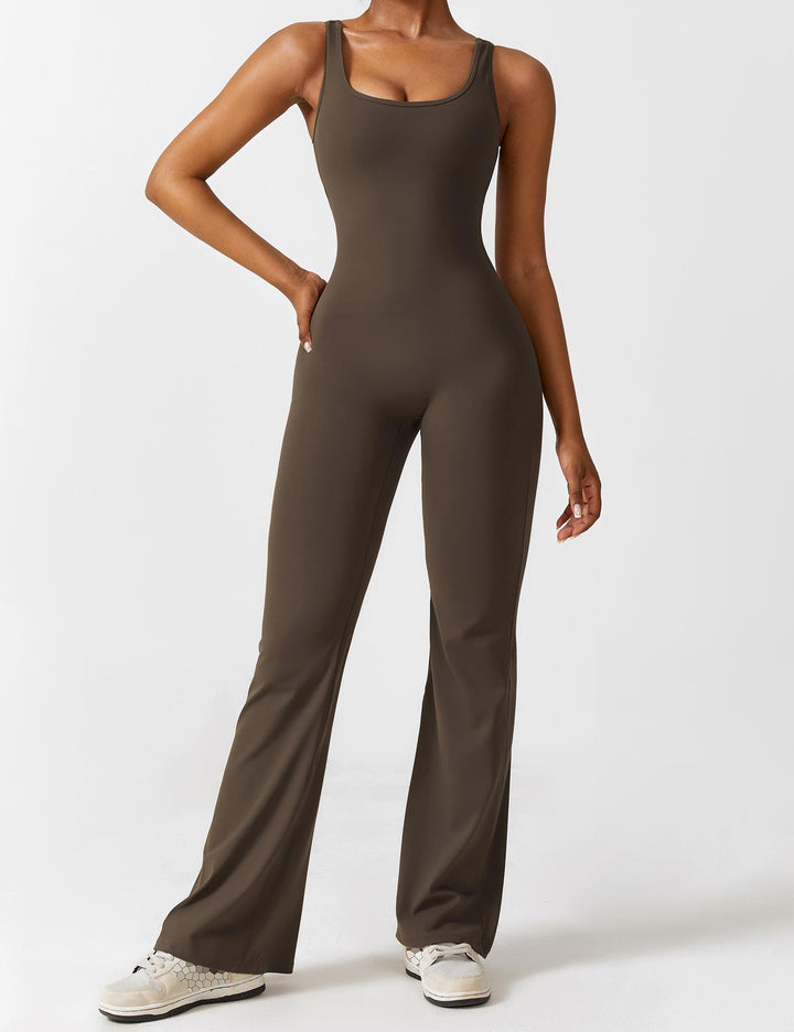 LIVIA – Flared Open-Back Jumpsuit with Scrunch Butt