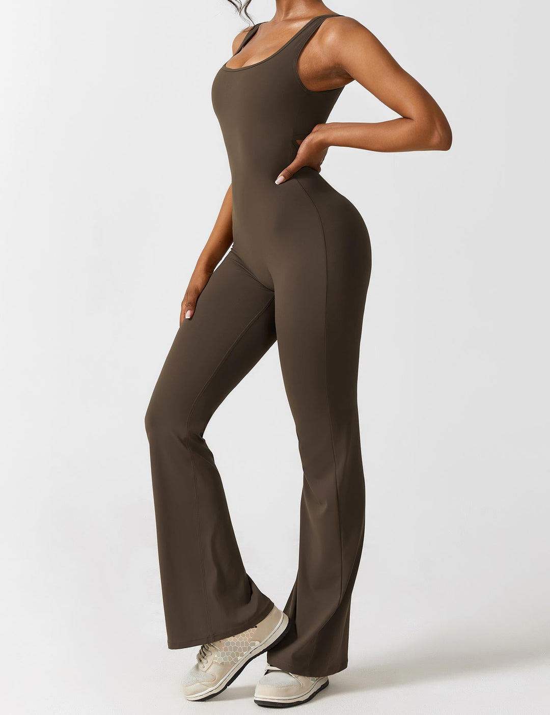 LIVIA – Flared Open-Back Jumpsuit with Scrunch Butt