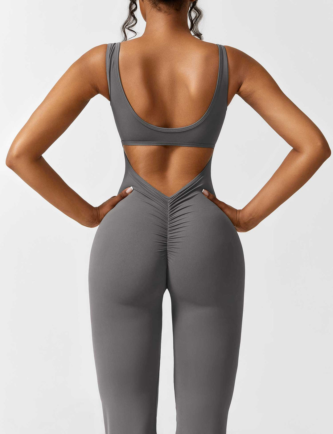 LIVIA – Flared Open-Back Jumpsuit with Scrunch Butt