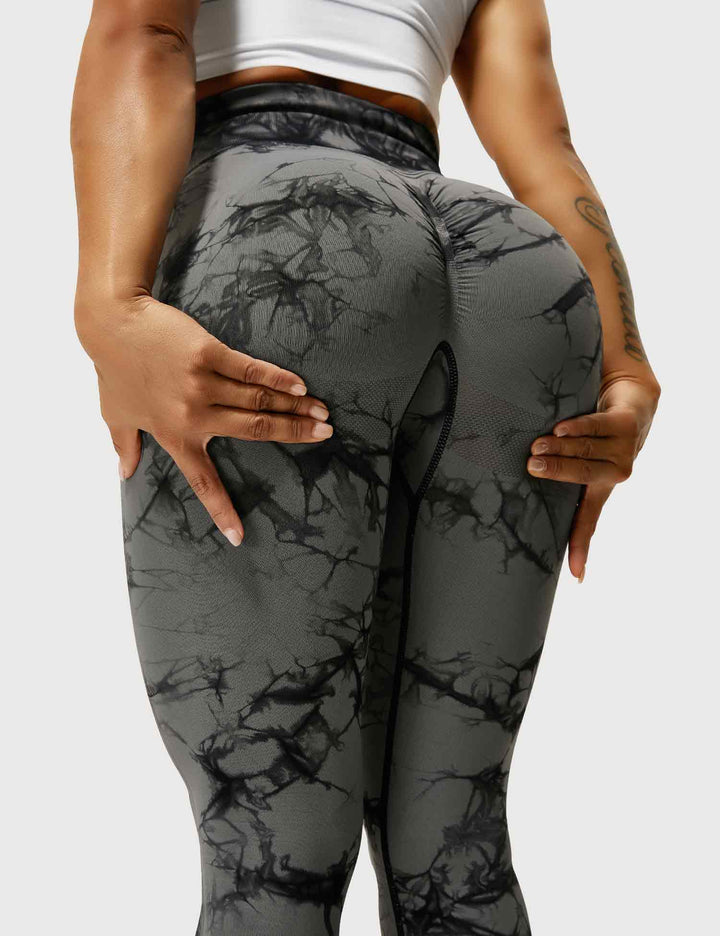 PROFESSIONAL TIE DYE - High-Waisted Scrunch Butt Leggings