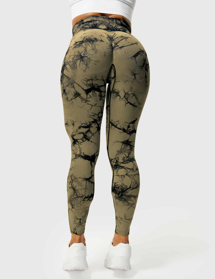 PROFESSIONAL TIE DYE - High-Waisted Scrunch Butt Leggings