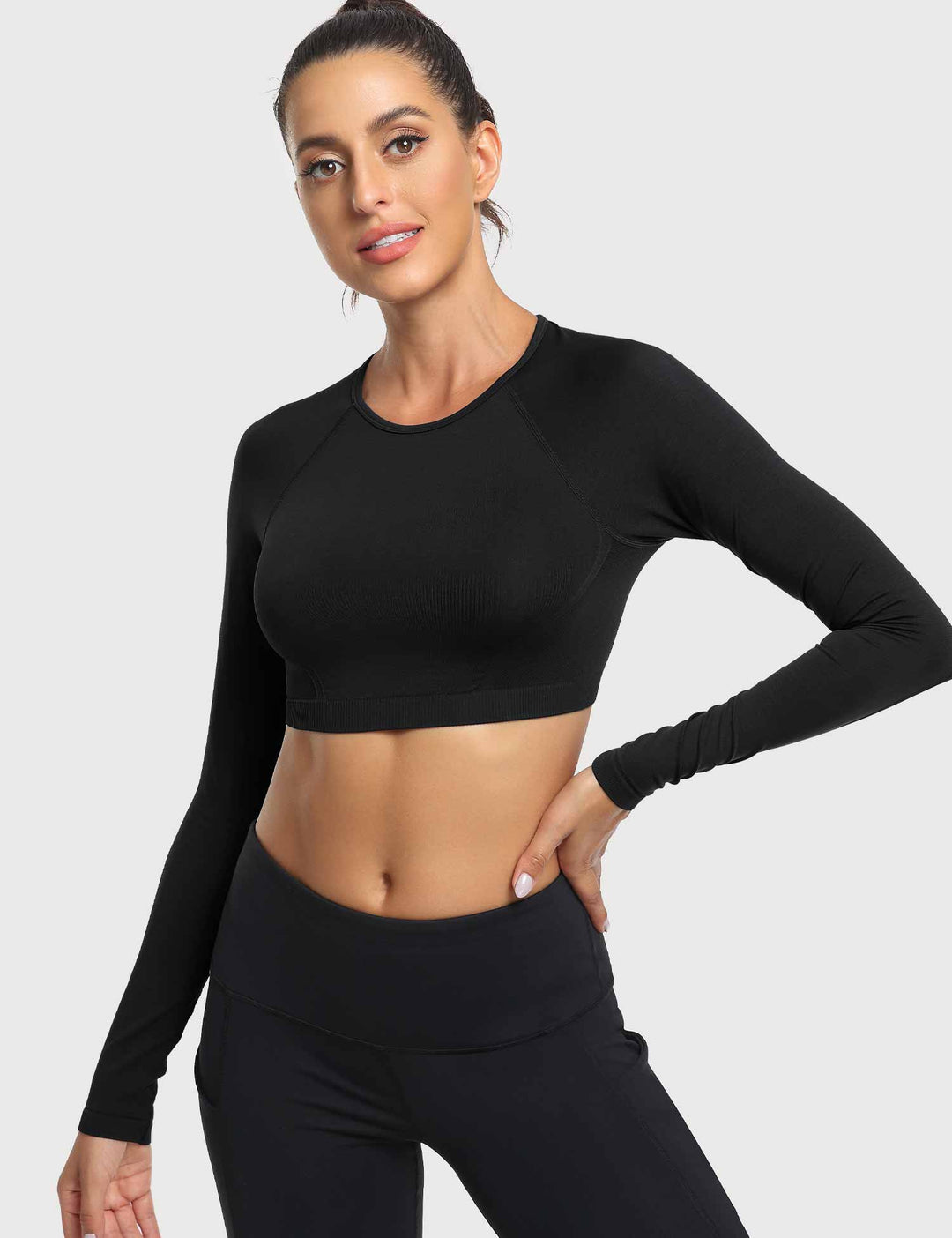 FlexiFit Seamless Crop Top | Open Back Design for Ultimate Comfort and Style