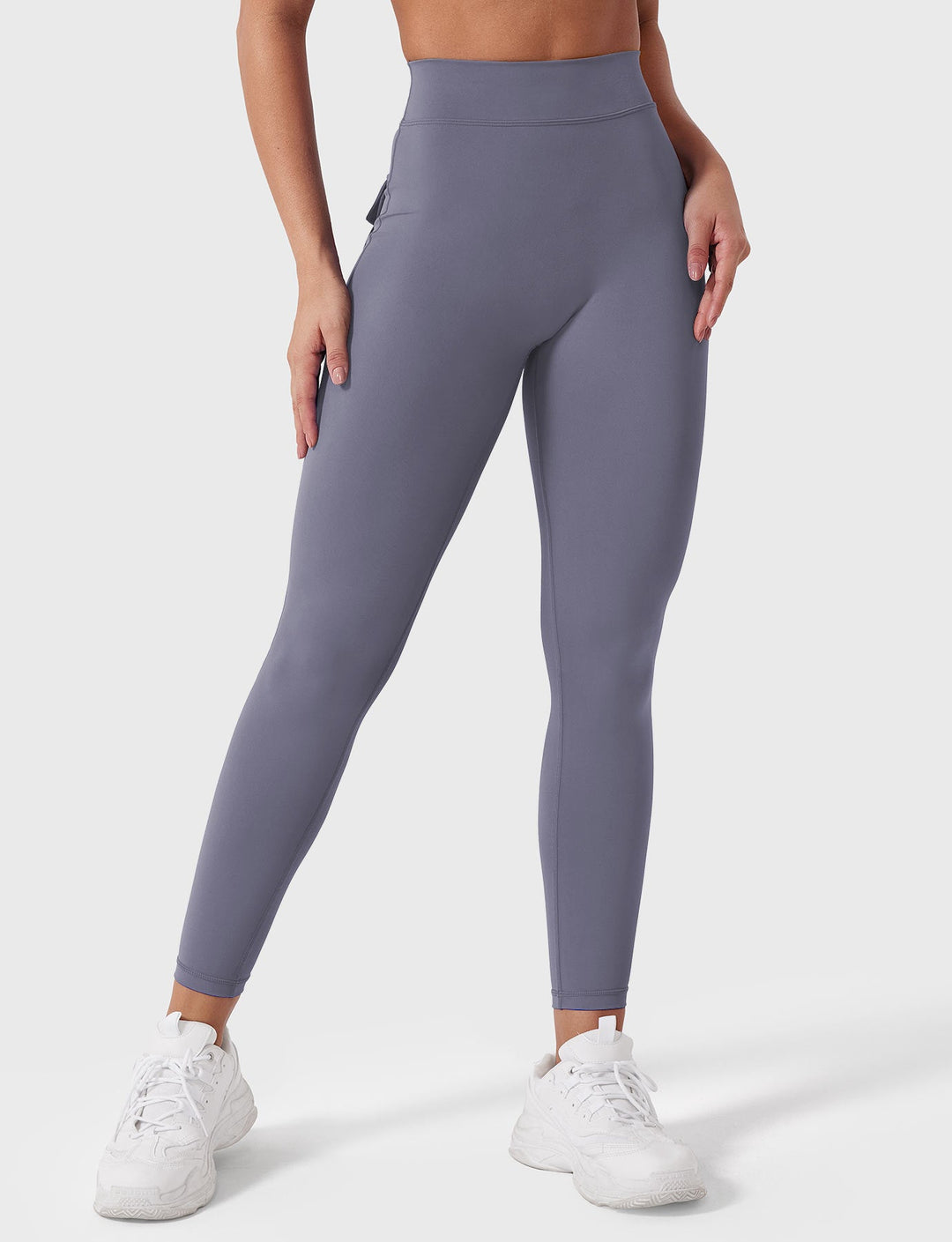 V-BACK CARGO - High-Waisted Scrunch Butt Cargo Leggings