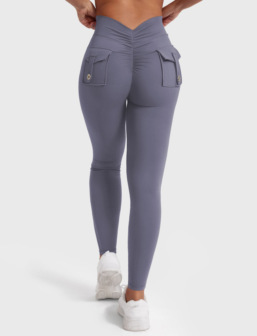 V-BACK CARGO - High-Waisted Scrunch Butt Cargo Leggings